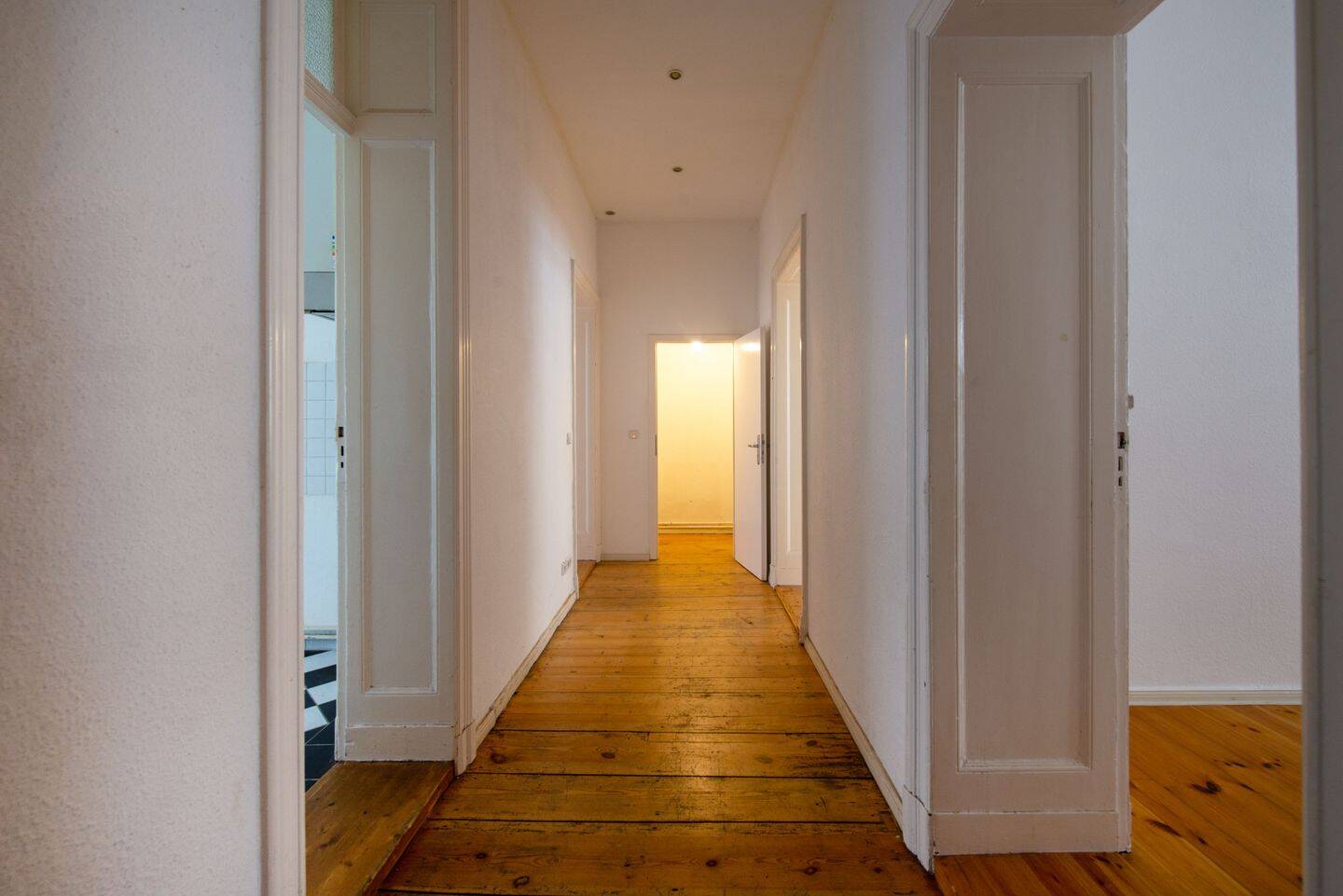 Bezugsfrei: 3-Zimmer-Altbau im Bermannkiez – Berlin – Vorschaubild 6