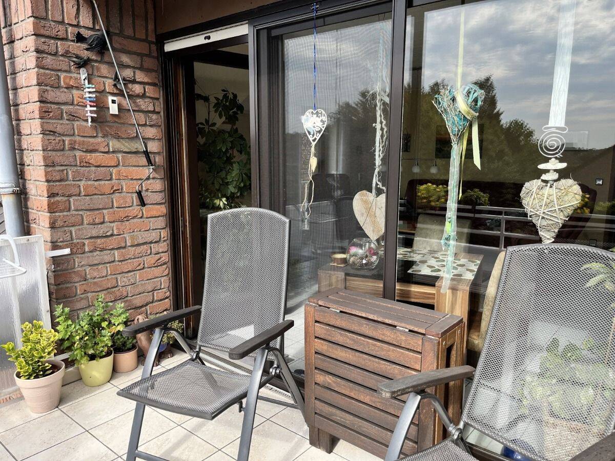 Helle 3-Raum-Wohnung mit Balkon und Stellplatz, ruhig gelegen in Duisburg-Bergheim – Duisburg – Vorschaubild 3