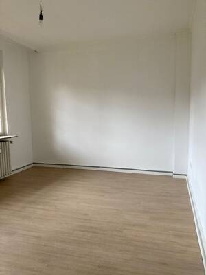 WG-Anteil mit 2 Räumen, 53 qm, Balkon, Bad – 56070 Koblenz – Vorschaubild 5