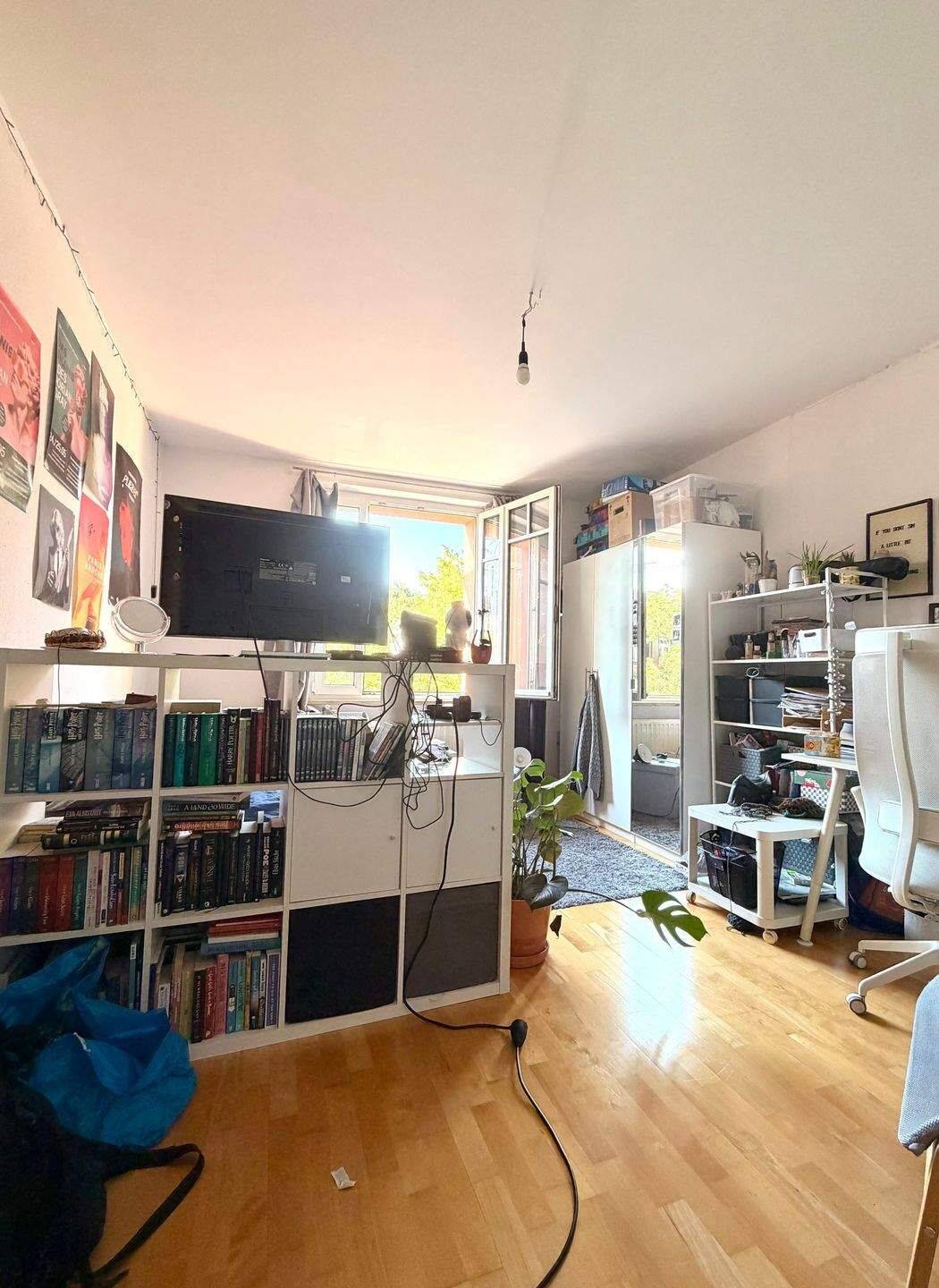 Großzügige Altbauwohnung im Nibelungenviertel – 4 Zimmer, hohe Decken & Tageslichtbad – Nürnberg – Vorschaubild 4