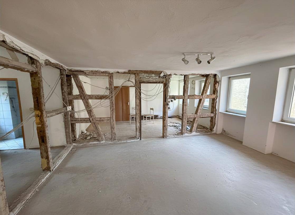 MFH in Ochsenfurter Altstadt – 300 m², leerstehend, 199.000 € | 6–7 % Bruttorendite nach Sanierung – Ochsenfurt – Vorschaubild 3