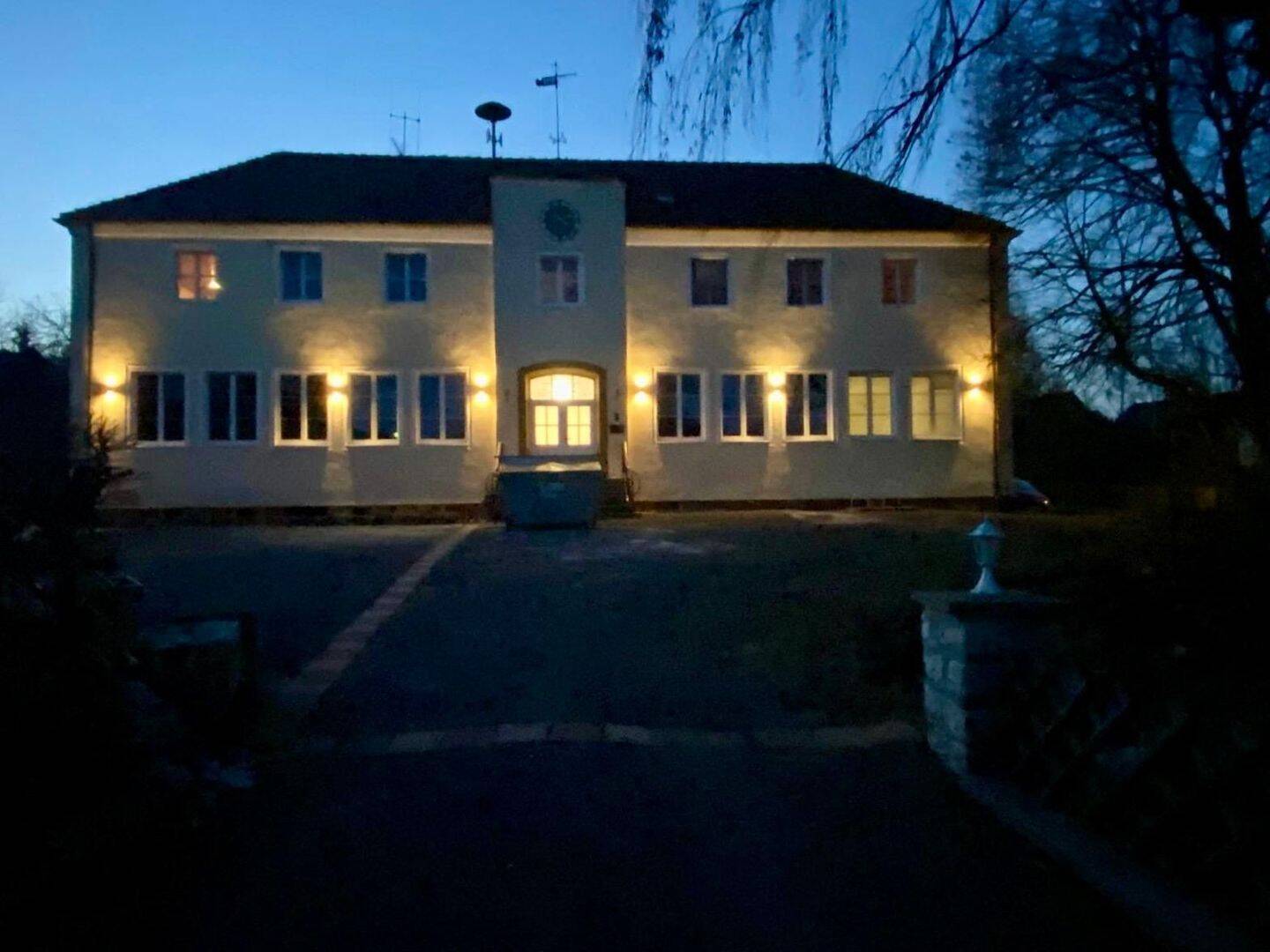 2 Zimmerwohnung in ruhiger Lage mit Carport und Garten