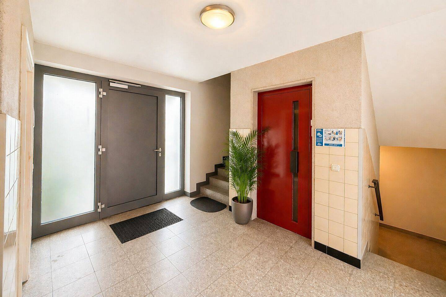 Barrierearme, modernisierte 2-Zi-Whg mit Aufzug, Loggia und Einbauküche im Duisburger Süden – Duisburg – Vorschaubild 4