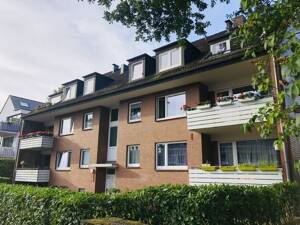 Kernsaniert: 2 Zimmer Wohnung mit Balkon in guter Lage – 22459 Hamburg – Vorschaubild 1
