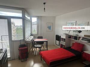 IMMOBERLIN.DE - Sonnenhelle Wohnung mit ruhiger Südloggia & Tiefgaragenplatz bei der Deutschen Oper – 10627 Berlin – Vorschaubild 2