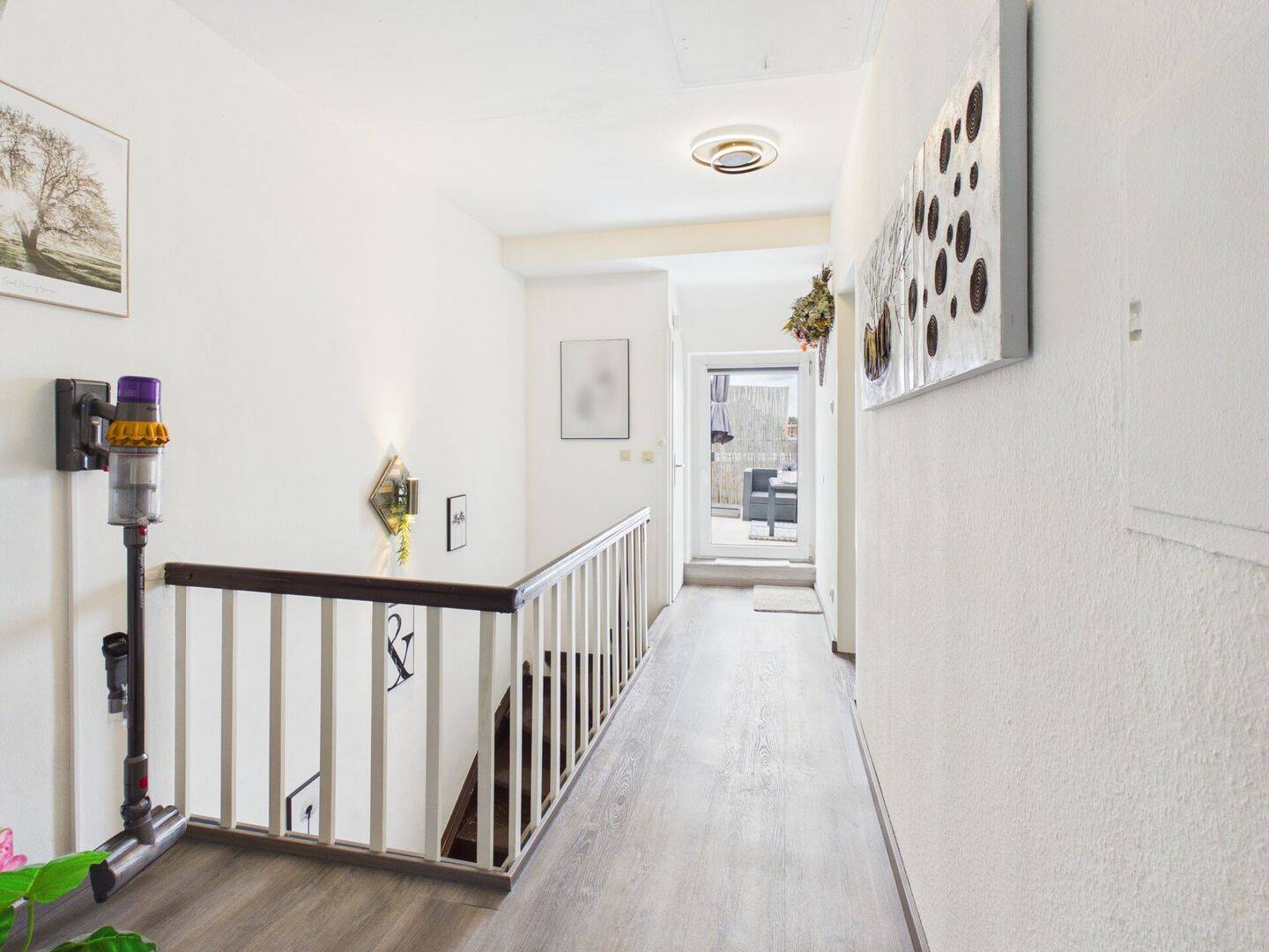 Moderne Dachgeschosswohnung mit Dachterrasse in Düren! – Düren – Vorschaubild 2