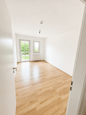 Kapitalanlage in zentraler Lage - 1-Zimmer-Apartment mit Stellplatz Top-Rendite mit 5,7 % – 93053 Regensburg – Vorschaubild 2