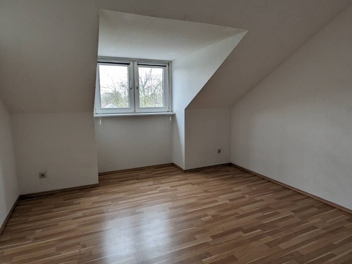 WILLKOMMEN! Top sanierte Singlewohnung! Garten! PKW-Stellplatz – 47259 Duisburg – Bild 1 von 9