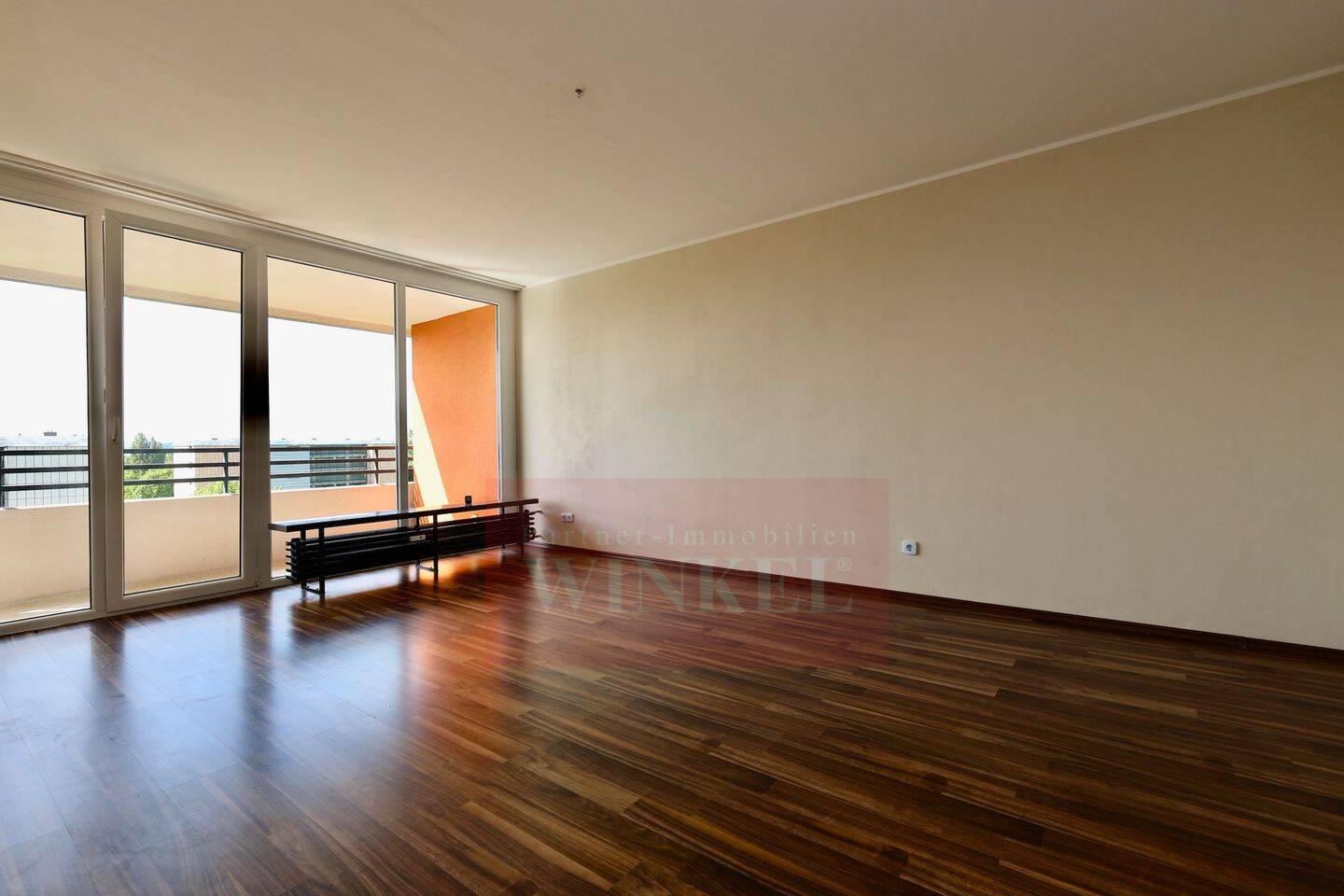 2-ZIMMERWOHNUNG MIT EINBAUKÜCHE, STELLPLATZ & BALKON -leerstehend- – Bonn – Vorschaubild 5