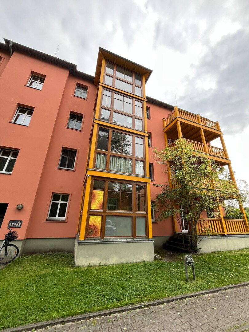 Bezugsfrei und ohne Provision 3-Zimmer-Wohnung Balkon & Gartennutzung - direkt am Park Sanssouci