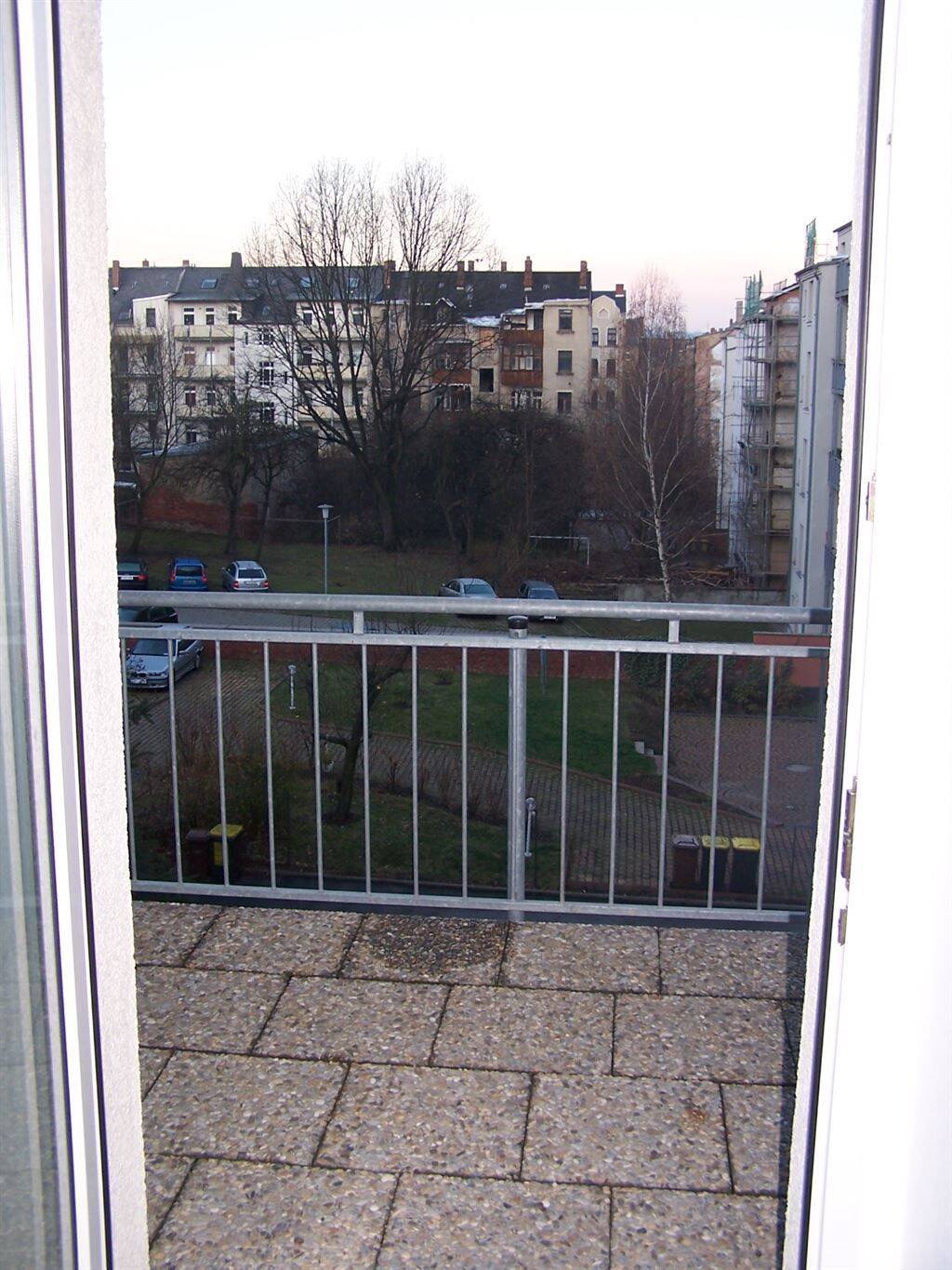 ***Dein neues Zuhause wartet - 2 Räume, Balkon, Lift & ganz viel Gemütlichkeit*** – Chemnitz – Vorschaubild 4