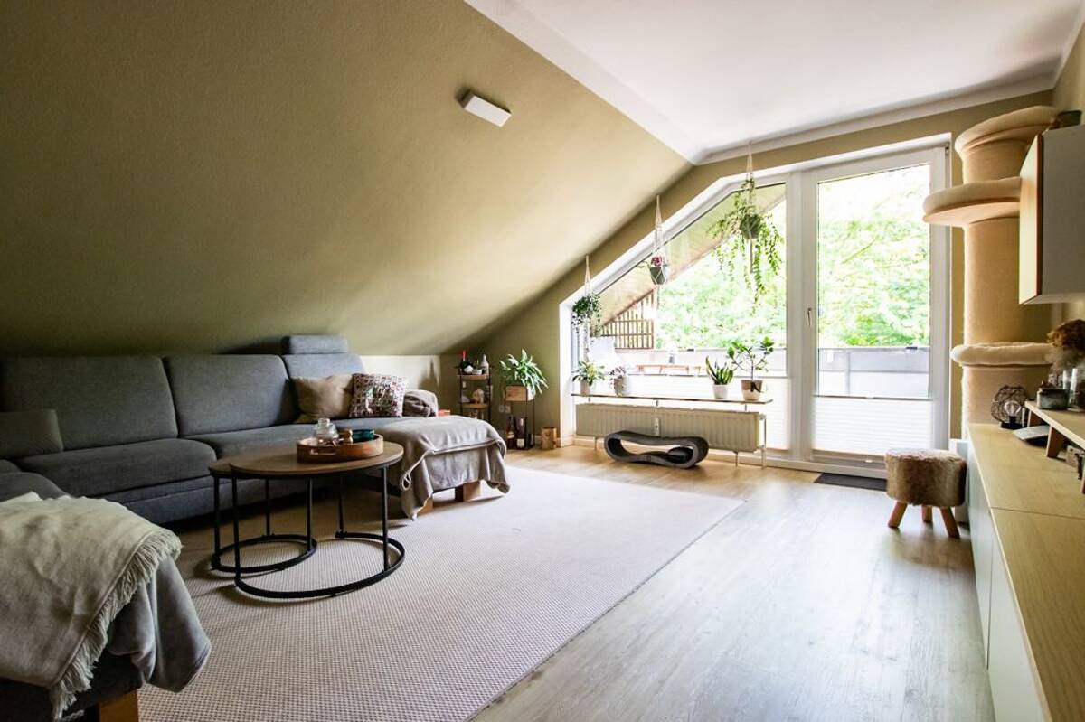 Moderne Wohnung mit Balkon und Blick ins Grüne in Wentorf – 21465 Wentorf bei Hamburg – Bild 1 von 9