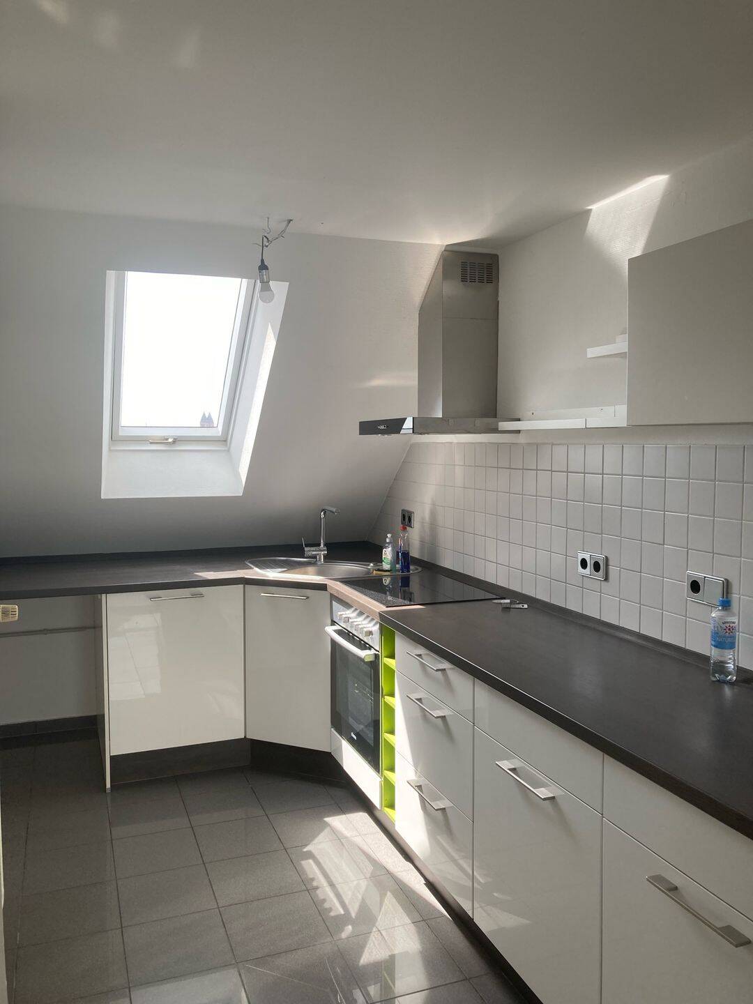 Charmante und helle Maisonette mit französischem Balkon – Nürnberg – Vorschaubild 4