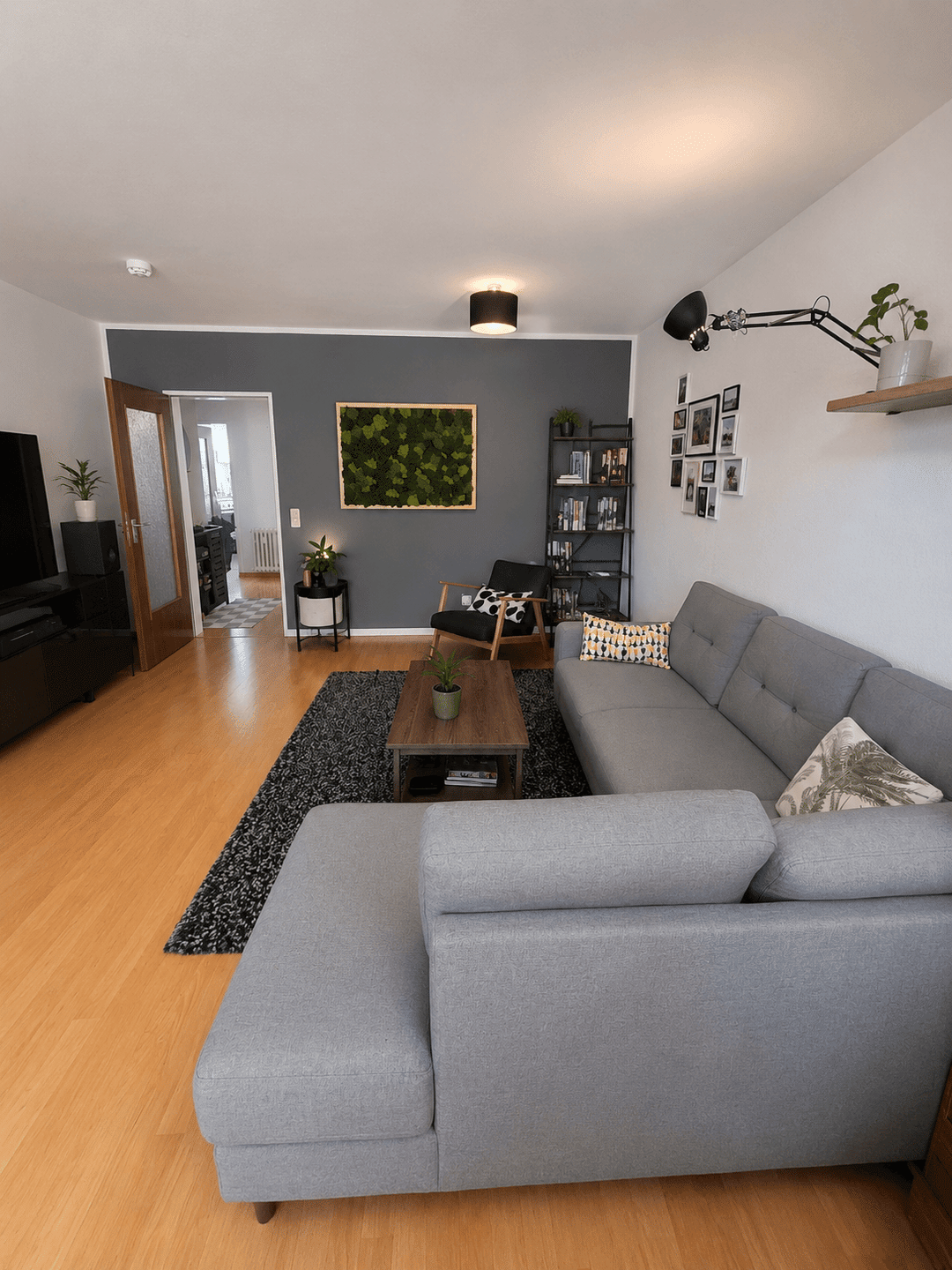 Gut aufgeteilte 2,5 Raum Wohnung mit Balkon in Neudorf