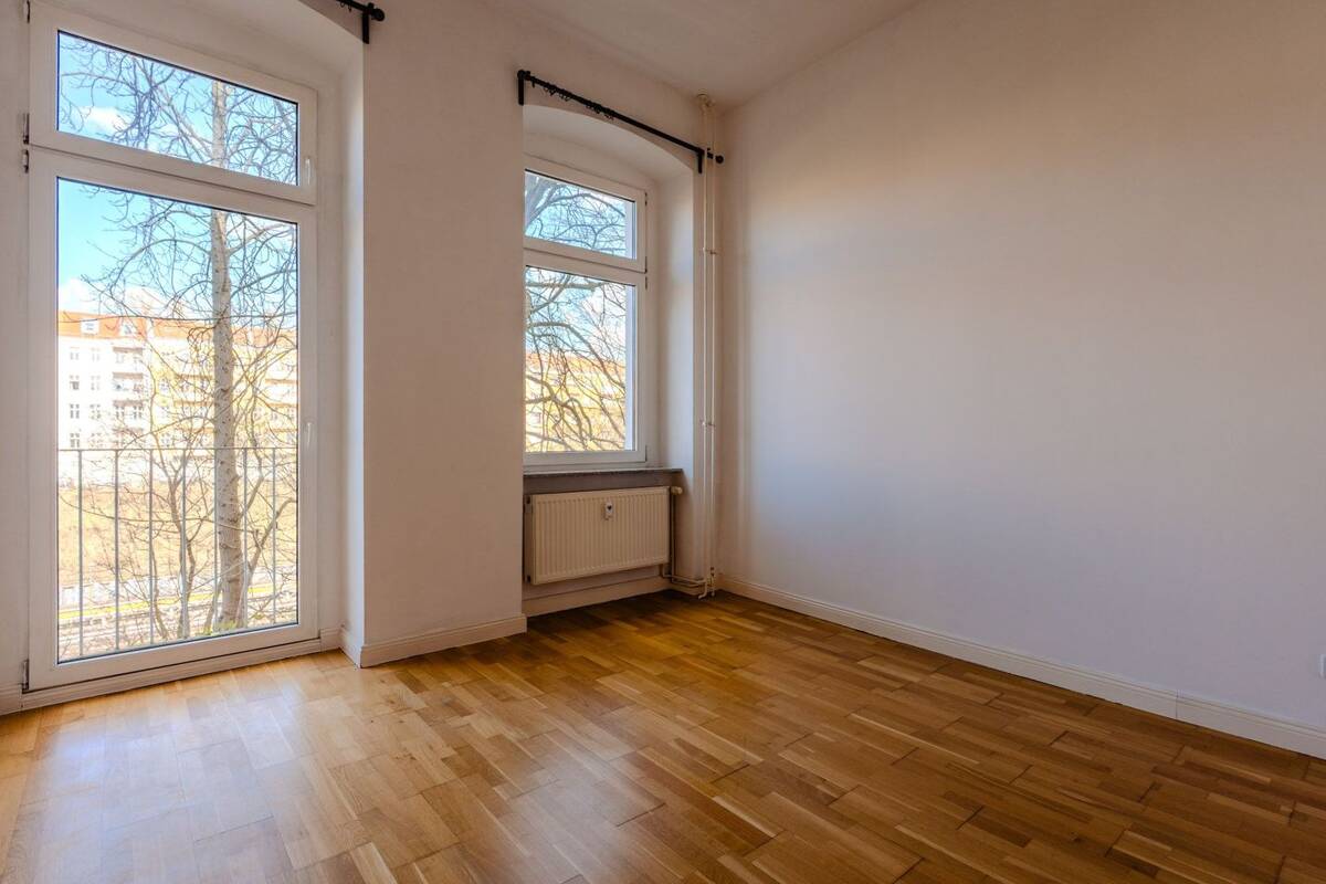 Renovierte Altbauwohnung mit freiem Blick nahe dem Tempelhofer Feld. – 12051 Berlin – Bild 1 von 9