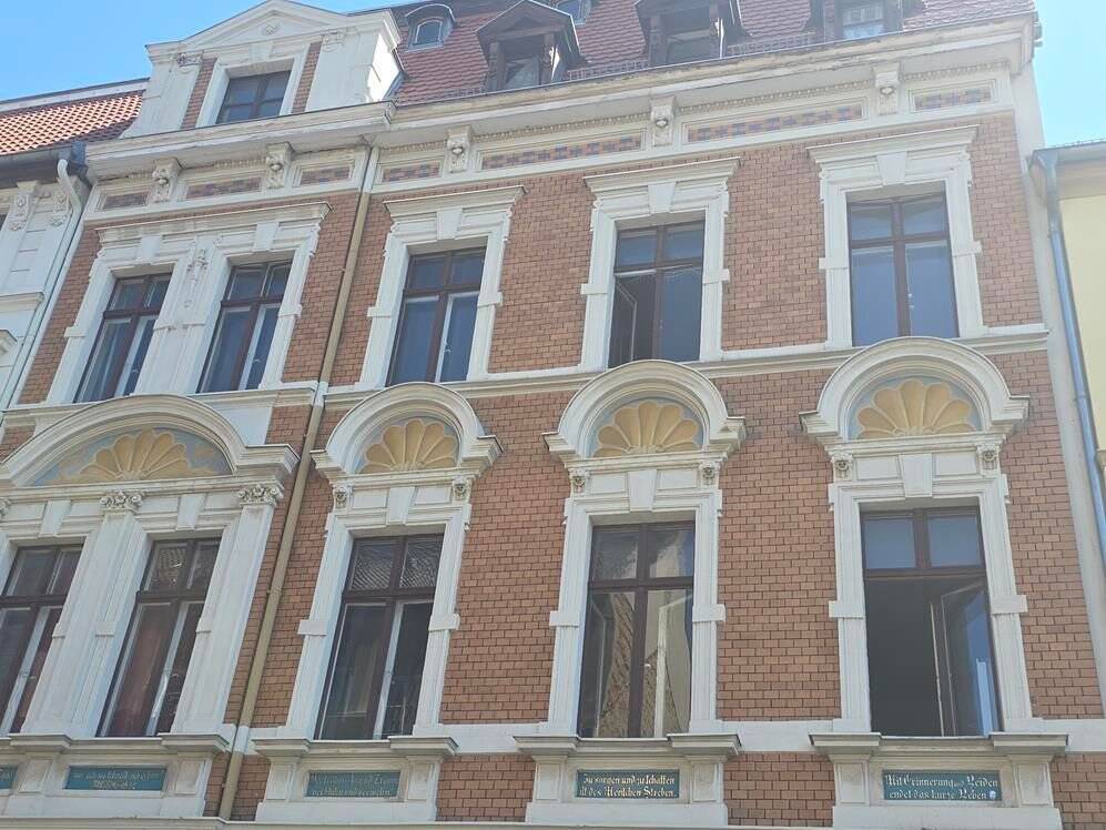 Denkmalgeschätztes Geschäftswohnhaus in sehr gute Lage zu verkaufen