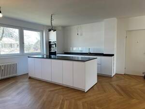Sanierte 6-Zimmer-Eigentumswohnung über zwei Etagen! In Düsseldorf-Niederkassel – 40547 Düsseldorf – Vorschaubild 8