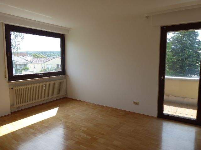Röpke + Partner Immobilien: Wohnhaus mit 4 Wohnungen in Toplage der Pforzheimer Südweststadt / Zwei 3-Zi.-Wohnungen bezugsfrei! – Pforzheim – Vorschaubild 5