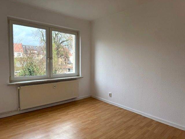 Attraktives Mehrfamilienhaus im Schweriner Viertel in Güstrow – Güstrow – Vorschaubild 3