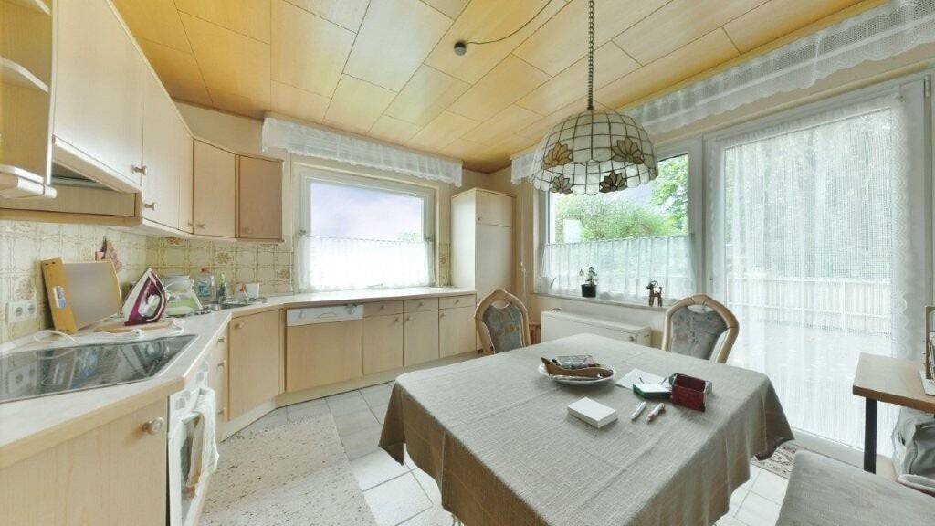 Wohn- und Geschäftshaus mit Sanierungsbedarf und vielseitigen Nutzungsmöglichkeiten – Salzhemmendorf – Vorschaubild 4