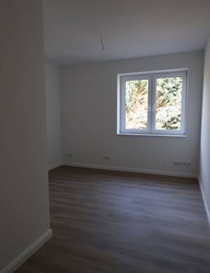 Helle 3-Zimmer-Wohnung im Erdgeschoss mit Terrasse – 23566 Lübeck – Vorschaubild 6