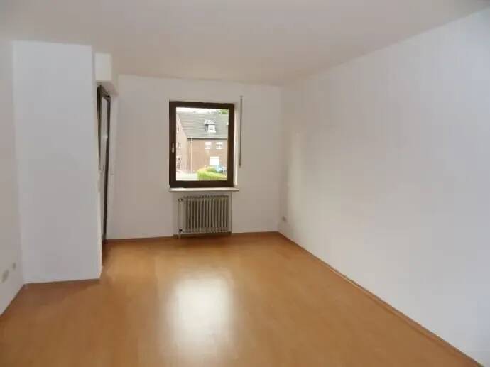 Schöne helle Singlewohnung im 1. OG in Alsdorf ab 1.8. – Alsdorf – Vorschaubild 3