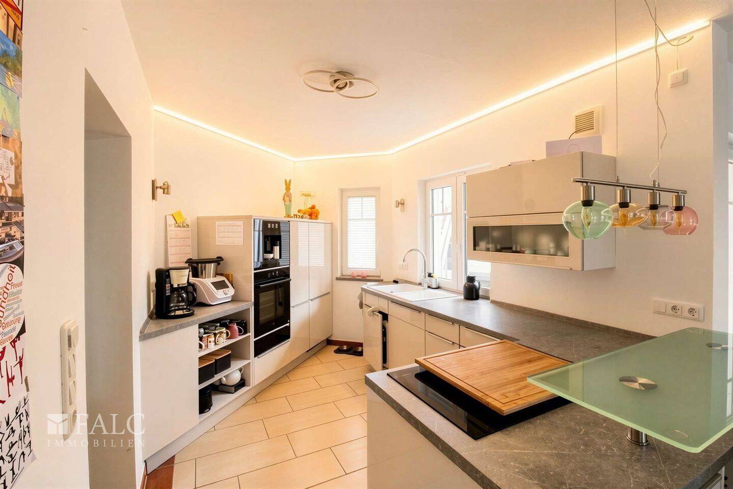 +++ Exklusive Doppelhaushälfte: Wohndesign trifft auf Familien-Idylle +++ – Lübeck – Vorschaubild 7