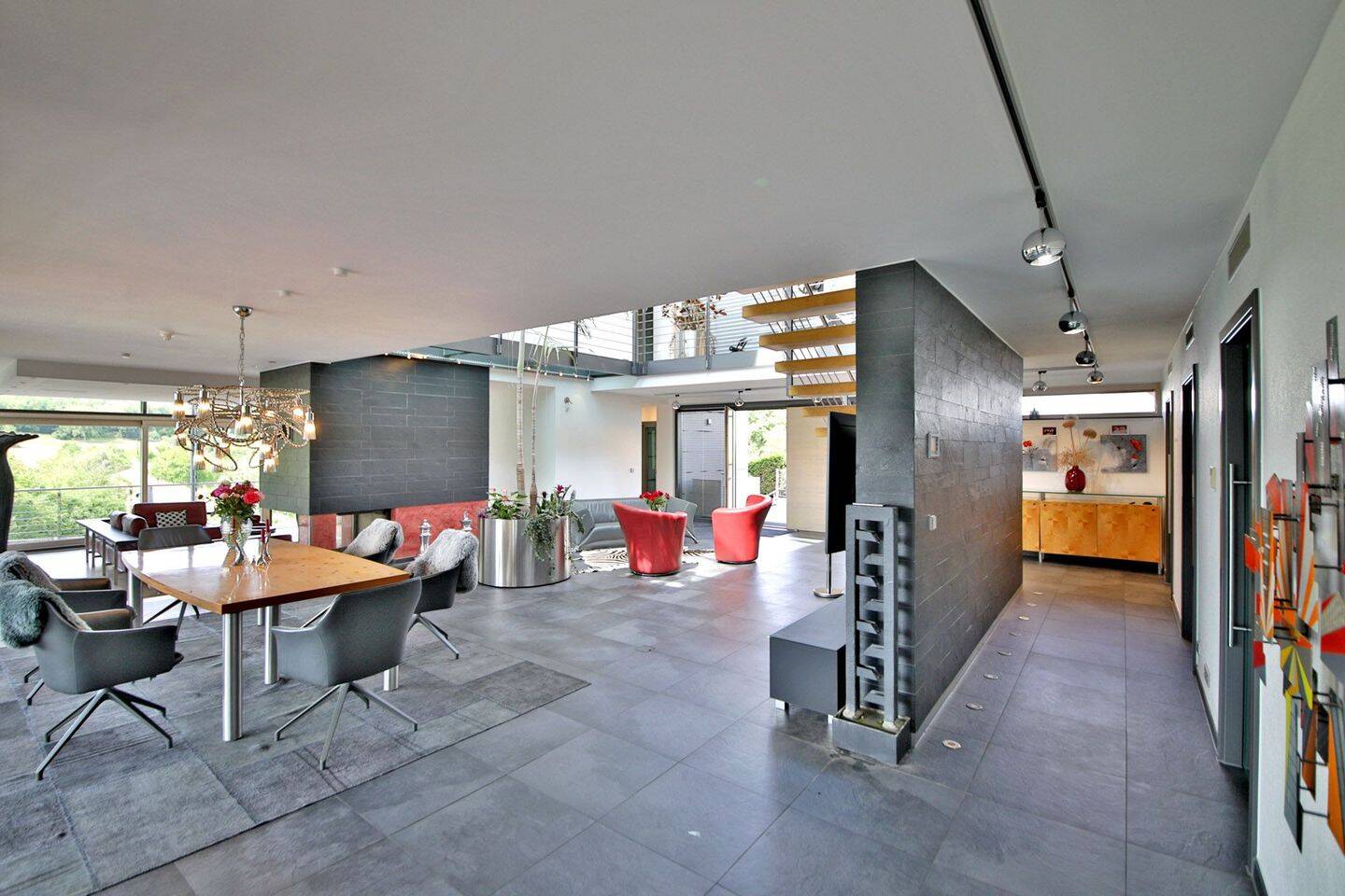 Atriumvilla mit Weitblick, Privatsphäre und außergewöhnlichem Raumgefühl im Heilbronner Land – Obersulm – Vorschaubild 7
