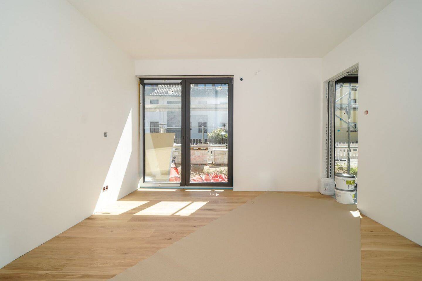 Marienbergpark vor der Tür: Neubau mit 140 m² Garten | TG-Stellplatz inklusive – Nürnberg – Vorschaubild 4