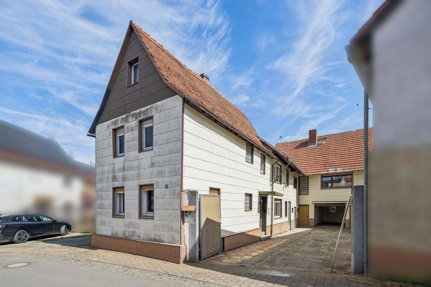 Butzbach-Griedel: Große Hofreite mit 182 m² Wohnfläche und 809 m² Grundstück zur Sanierung – Butzbach – Vorschaubild 4
