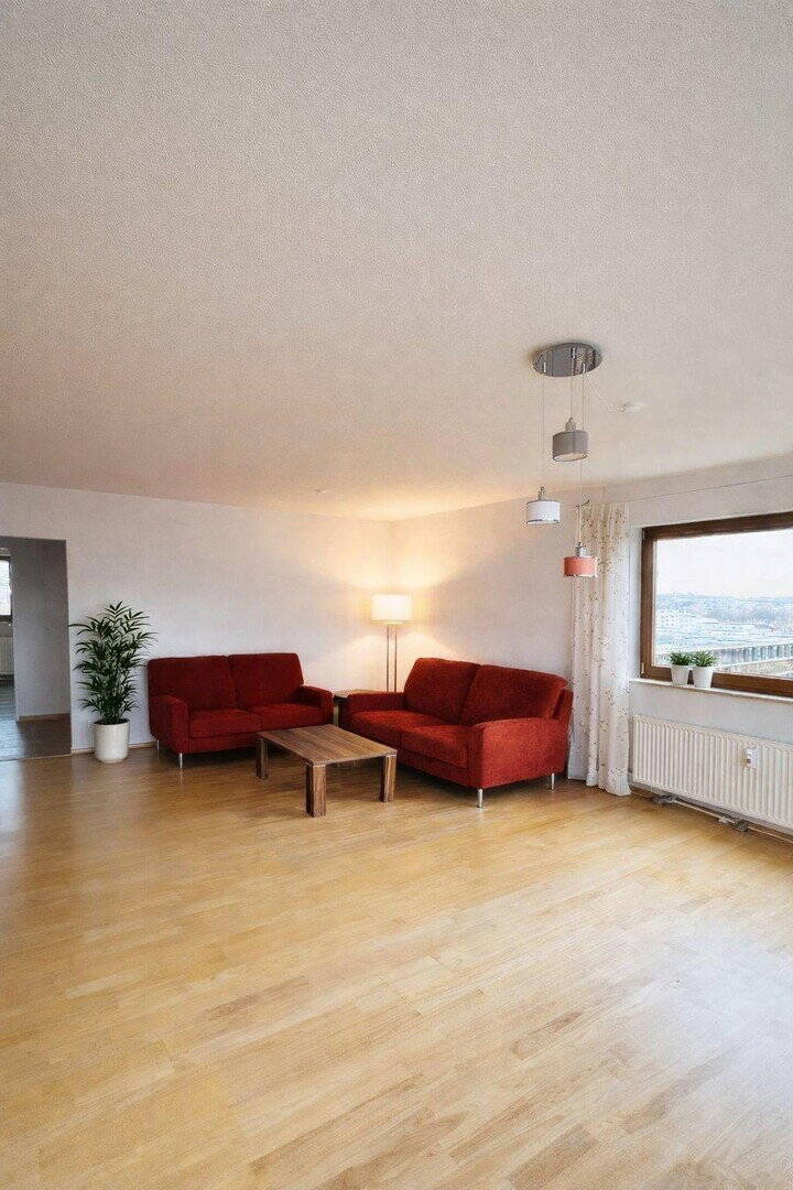 Schöne 4- Zimmerwohnung im 6.OG in Konstanz-Petershausen