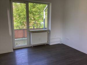 Schöner Wohnen in dieser interessanten 3-Zimmer-Wohnung mit Balkon – 34128 Kassel – Vorschaubild 3