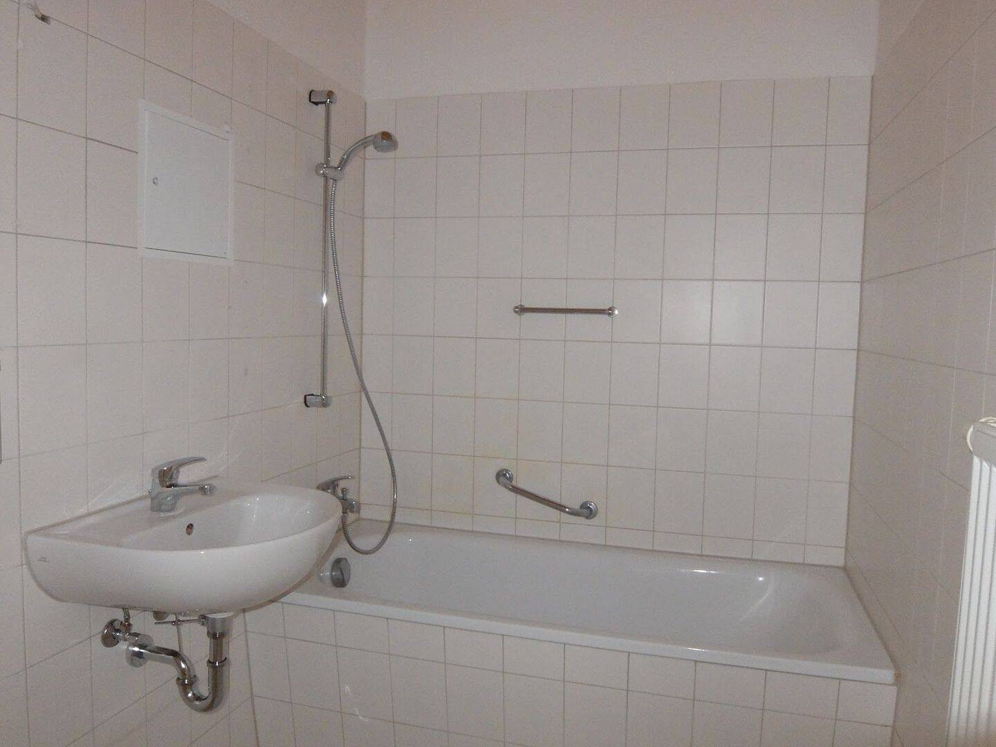 Wohnung mit Aufzug ? Klick hier ---> Frisch saniert für Sie – Chemnitz – Vorschaubild 9
