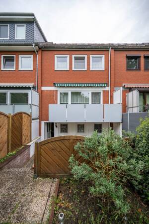 Großzügiges Reihenmittelhaus mit Terrasse, Garten und Garage im beliebten Stadtteil Horn-Lehe – 28357 Bremen – Vorschaubild 3