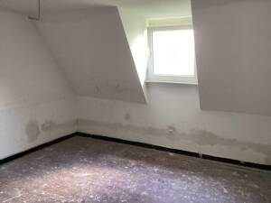 Altbaucharme!! Geräumige 3,5 Zimmerwohnung frisch tapeziert und gestrichen. – 45886 Gelsenkirchen – Vorschaubild 8