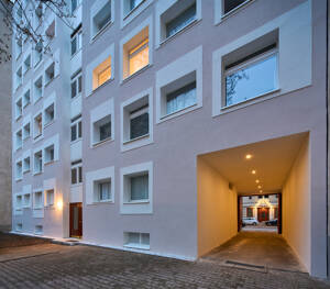 Charlottenburg: Eislebener Str: VERMIETETE 4-Zi-Whg, 92 m² - HP + SÜD-Loggia - kündbar in 9 Monaten – 10789 Berlin – Vorschaubild 1