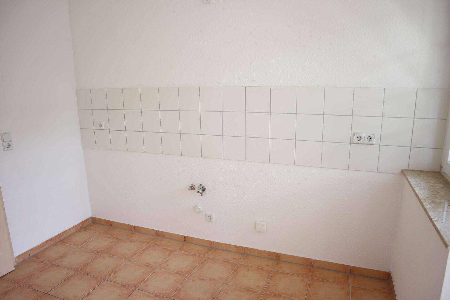 Mieter ab 1.8. gesucht ! 1. OG - INKL EBK !- geräumige Küche - Balkon ! – Chemnitz – Vorschaubild 4