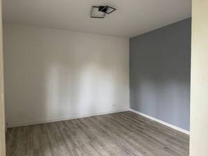Attraktive und hervorragend geschnittene Altbau-3-Zimmer-Erdgeschosswohnung in der Bahnstraße 11, 47166 Duisburg (Renovierung erfolgt im August) – 47166 Duisburg – Vorschaubild 3