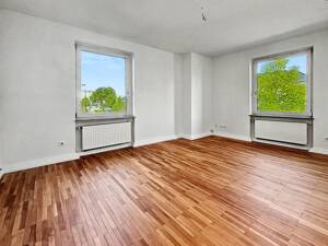 Wohnen am Dornbusch in Frankfurt - 4 Zimmer-Altbauwohnung - frisch renoviert – 60433 Frankfurt am Main – Vorschaubild 3