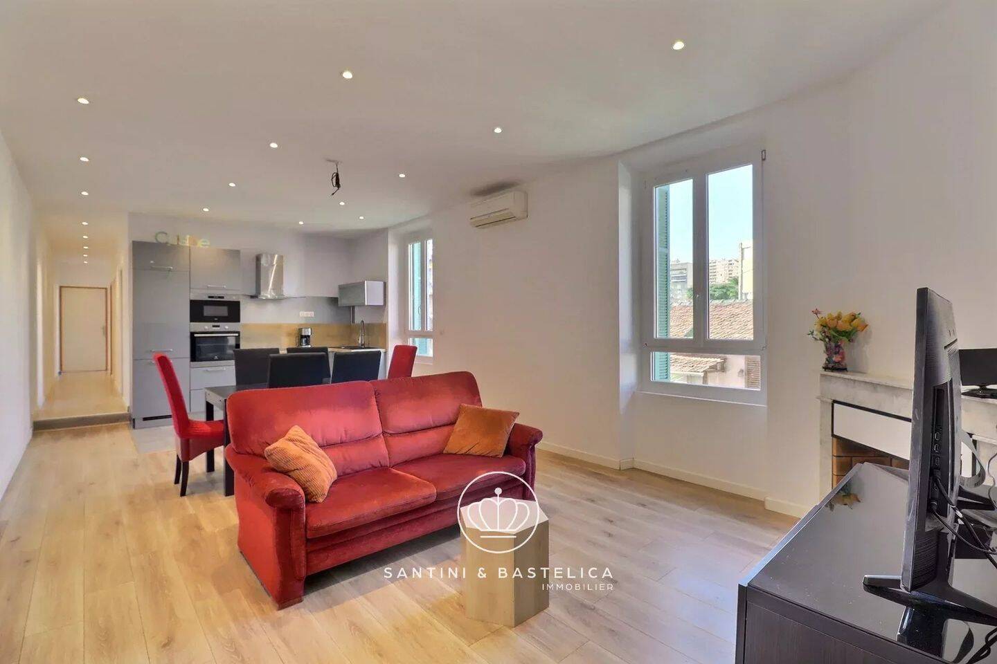 Appartement 3 pièces 83 m² · à Ajaccio · 82,5 m² · 247 000 €