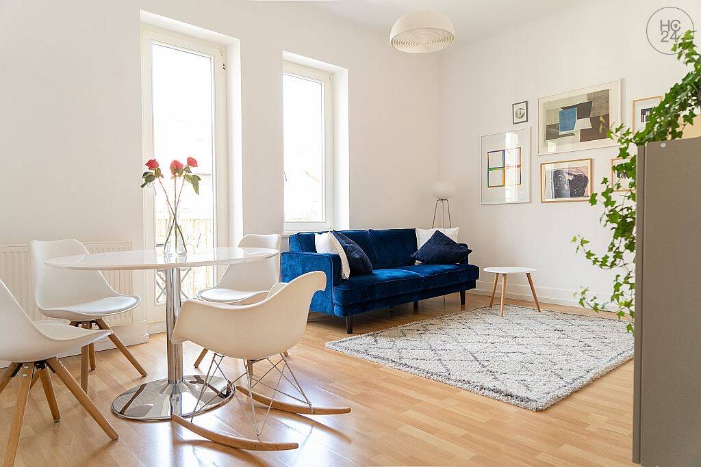 Wunderschön und modern möblierte Wohnung in toller Lage in Stuttgart Süd