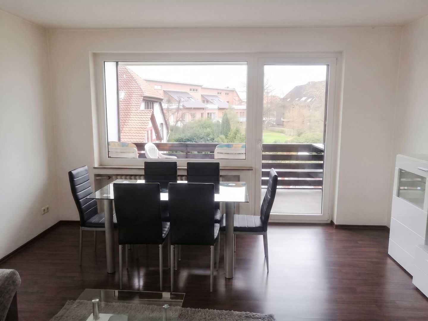 Gepflegte 2-Zimmer-Wohnung mit großem Sonnenbalkon in Hannover- auch als Kapitalanlage geeignet! – Hannover – Vorschaubild 3
