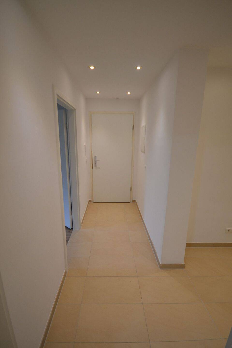 Moderne 3-Zimmer-Wohnung im Grünen – München – Vorschaubild 9