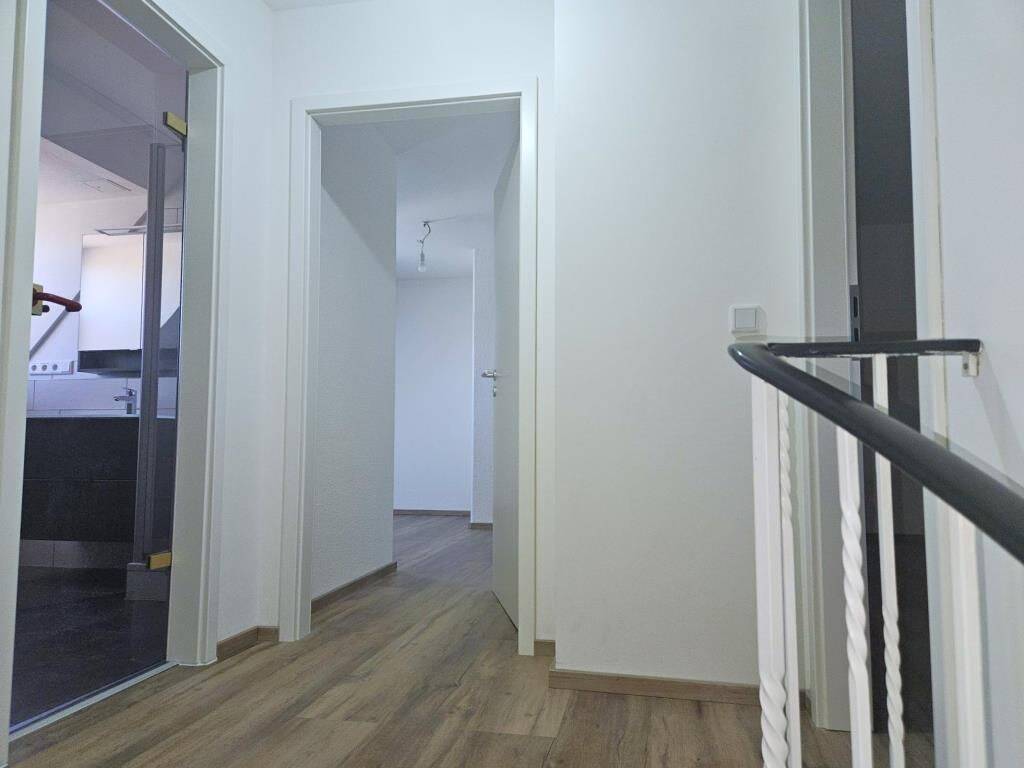 Schöne 4-Zi. Maisonette-Wohnung mit Balkon in Nürnberg-Hummelstein / Wohnung mieten – Nürnberg – Vorschaubild 8