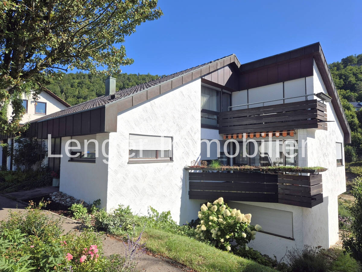 VERKAUFT!!! Einfamilienhaus mit Einliegerwohnung in ruhiger Aussichtslage von Albstadt-Ebingen – Albstadt – Bild 1 von 9