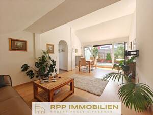 Lichtdurchflutete 2-Zimmer-Wohnung mit traumhafter West-Dachterrasse – 80809 München – Vorschaubild 1