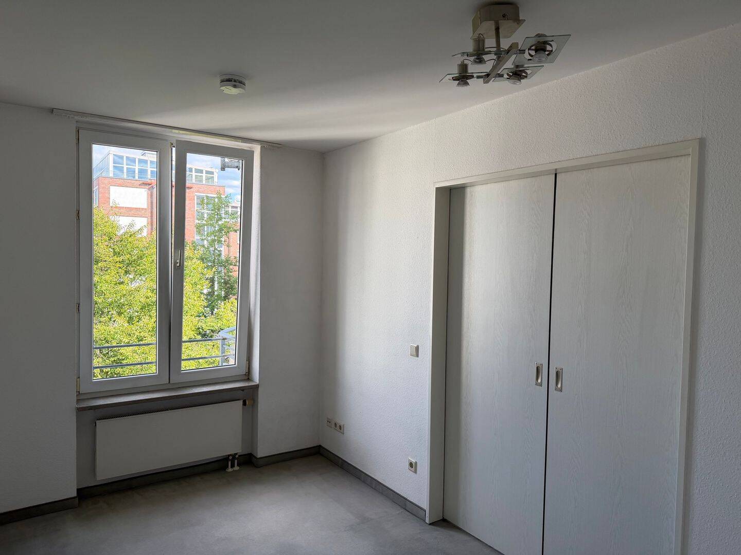 Einmal durchstreichen und einziehen. Tiefgaragenstellplatz inklusive. – Berlin – Vorschaubild 7
