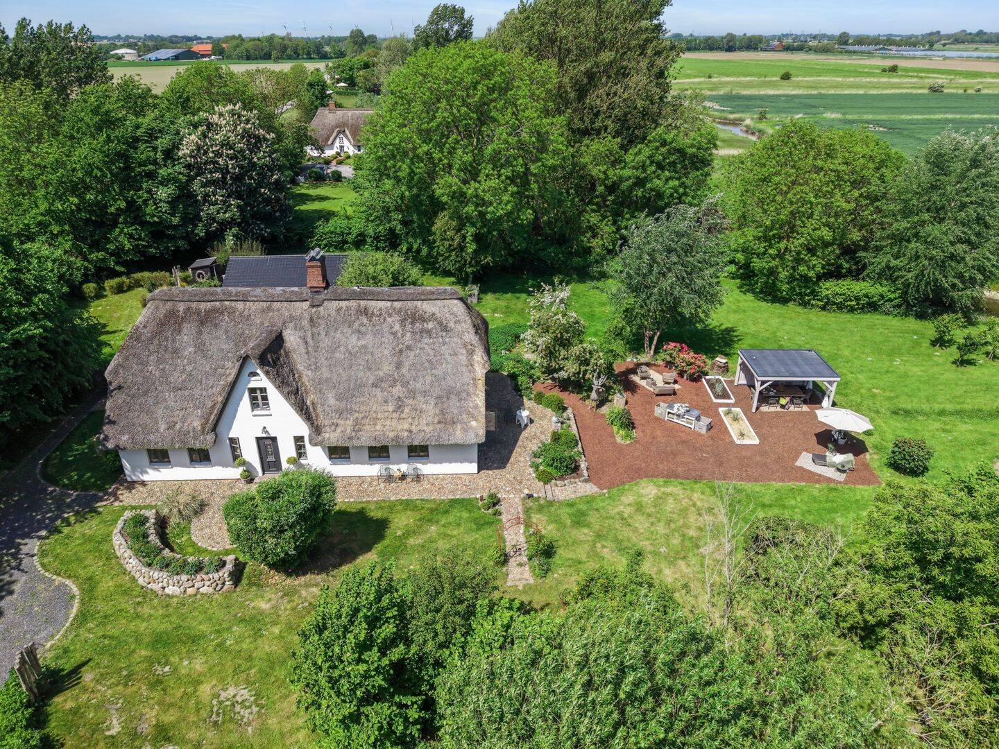 Traumhaus unter Reet unweit von St. Peter-Ording – Kirchspiel Garding – Vorschaubild 2