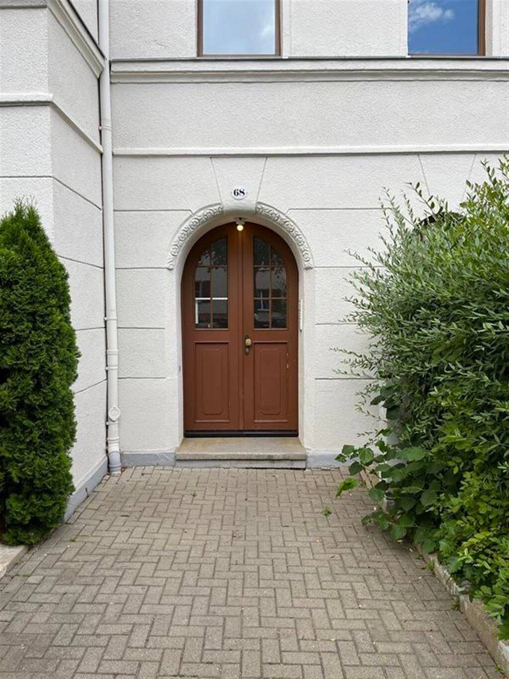 Helle und vermietete Maisonette DG 2-Zi. mit Balkon, Aufzug, Laminat, Wanne und Dusche in Bestlage * – Chemnitz – Vorschaubild 4
