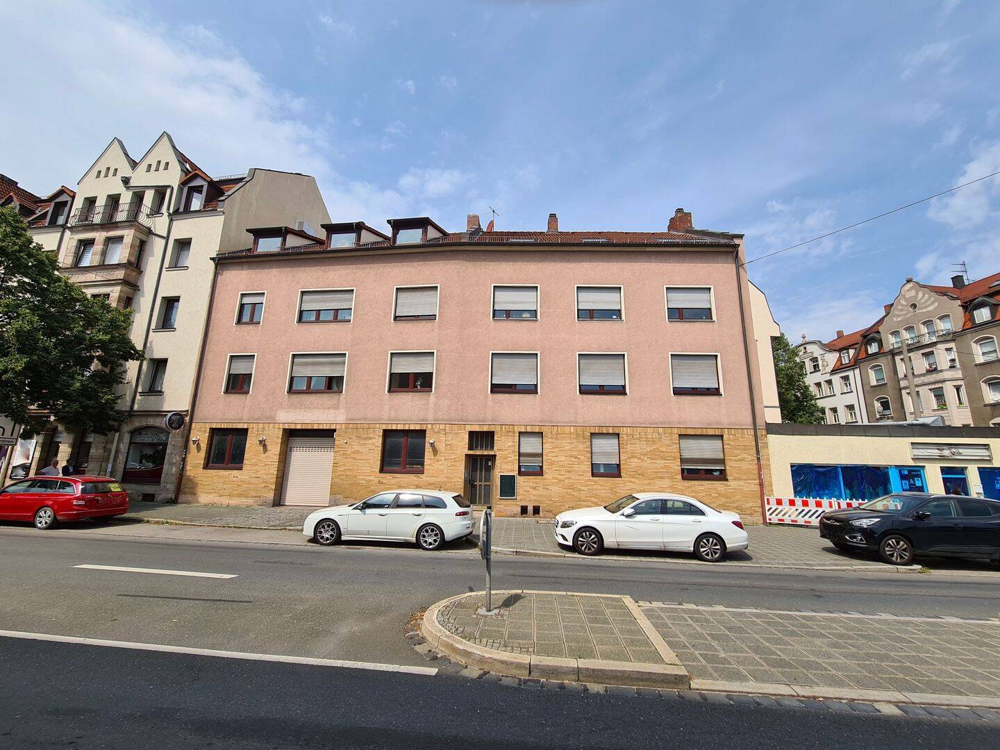 Großzügige 4-Zimmer-Wohnung mit Balkon im beliebten Nürnberg St. Leonhard